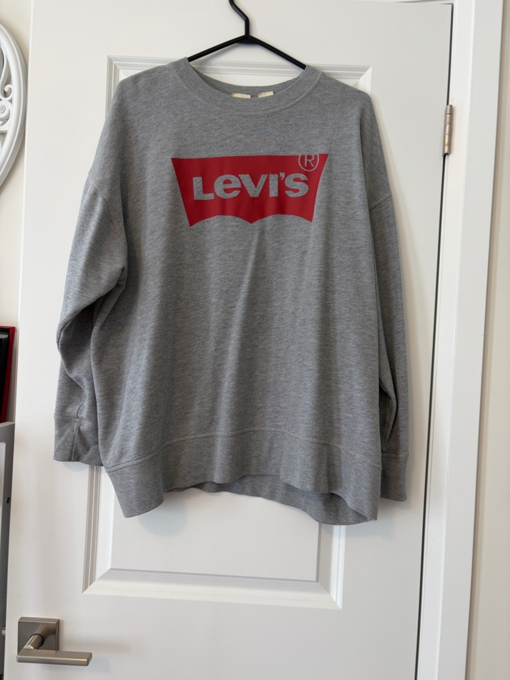 Levi's Men's Gray Crewneck Sweatshirt with Red Logo